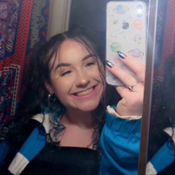 Meet your Posher, Star - Picture 4 of 8